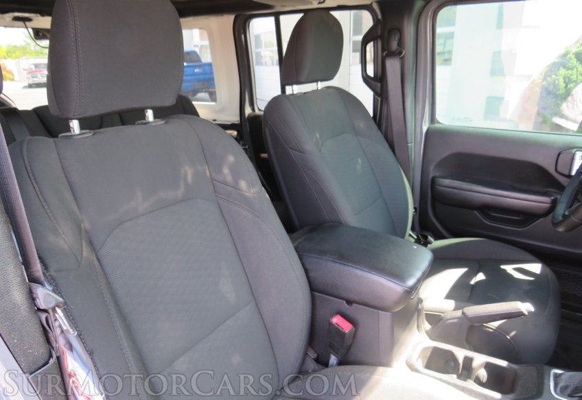 2020 Jeep Wrangler Unlimited - Image 19