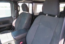 2020 Jeep Wrangler Unlimited - Image 22