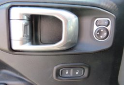 2020 Jeep Wrangler Unlimited - Image 37