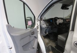 2017 Ford Transit - Image 19