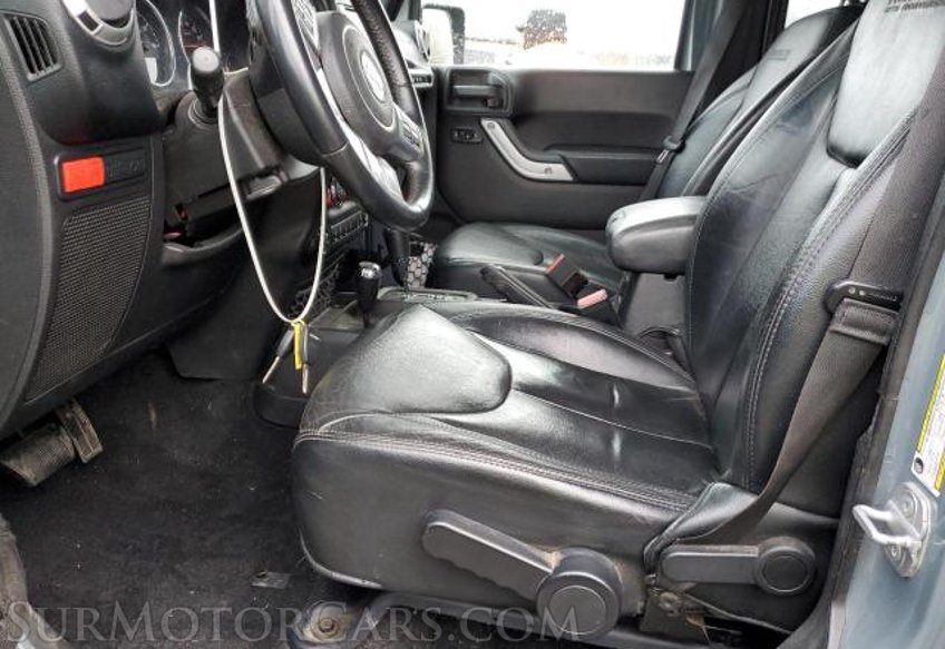 2013 Jeep Wrangler Unlimited - Image 7