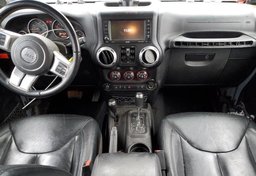 2013 Jeep Wrangler Unlimited - Image 6