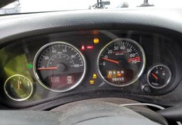 2013 Jeep Wrangler Unlimited - Image 9