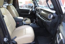 2018 Jeep Wrangler Unlimited - Image 21