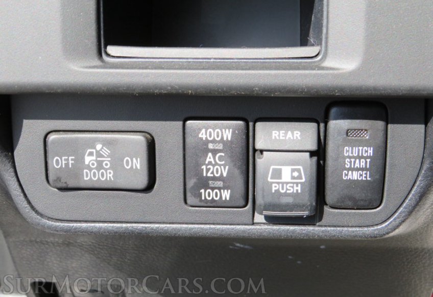 2017 Toyota Tacoma - Image 37