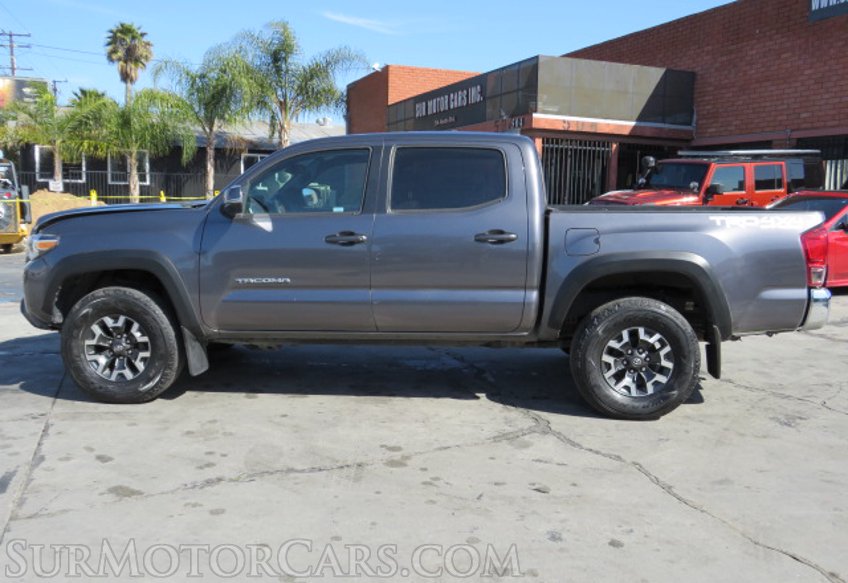 2017 Toyota Tacoma - Image 5