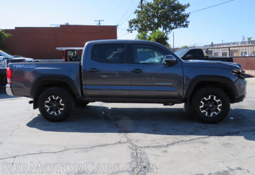 2017 Toyota Tacoma - Image 6