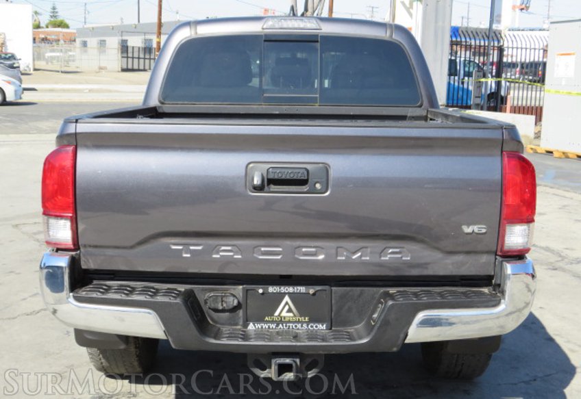 2017 Toyota Tacoma - Image 11