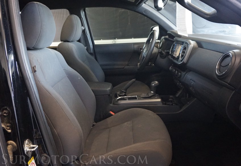 2018 Toyota Tacoma - Image 31