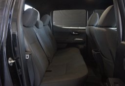 2018 Toyota Tacoma - Image 33