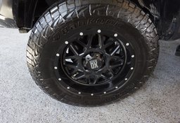 2018 Toyota Tacoma - Image 55