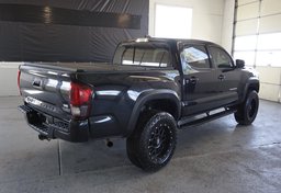 2018 Toyota Tacoma - Image 6