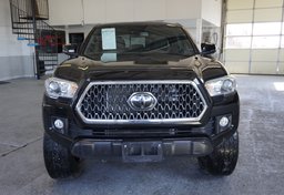 2018 Toyota Tacoma - Image 11