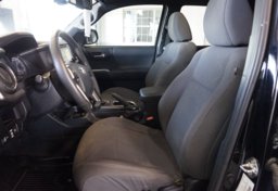 2018 Toyota Tacoma - Image 29