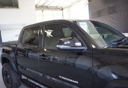 2018 Toyota Tacoma - Image 20