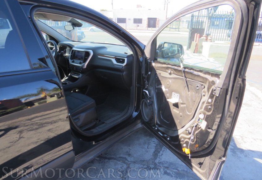 2022 GMC Acadia - Image 26