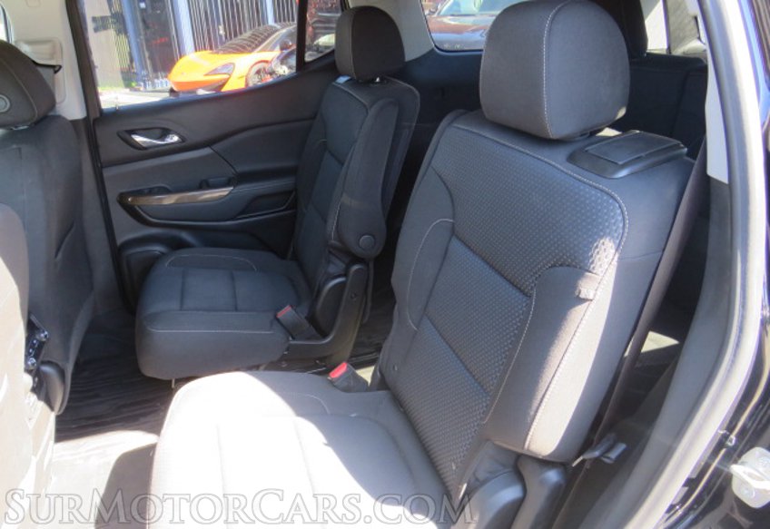 2022 GMC Acadia - Image 36