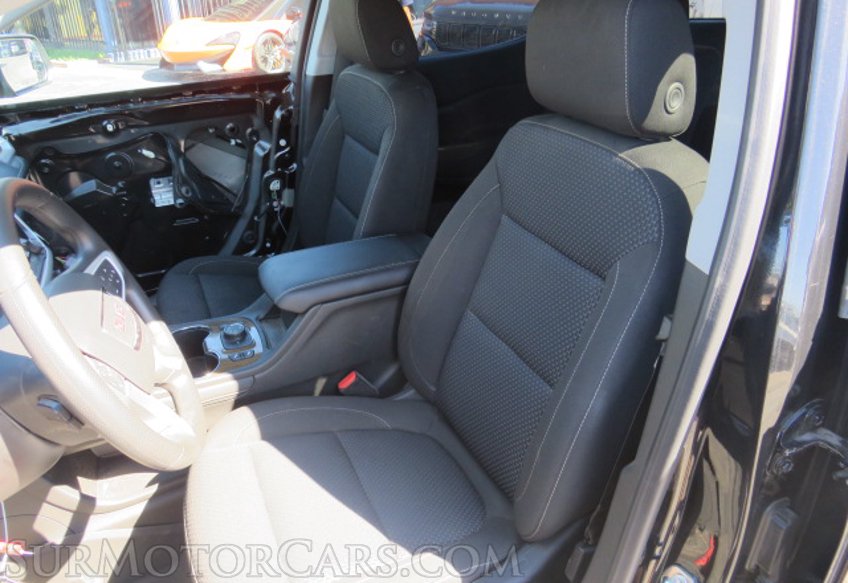 2022 GMC Acadia - Image 31