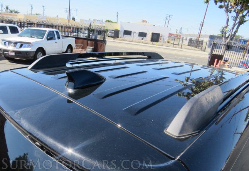 2022 GMC Acadia - Image 17