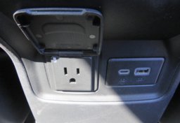 2022 GMC Acadia - Image 49