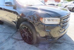 2022 GMC Acadia - Image 15