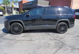 2022 GMC Acadia - Image 5