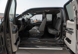 2017 Ford F-150 - Image 36