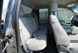 2017 Ford F-150 - Image 46