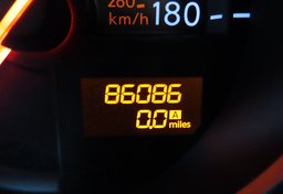 2017 Nissan 370Z - Image 31