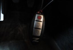 2017 Nissan 370Z - Image 28