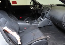 2017 Nissan 370Z - Image 24