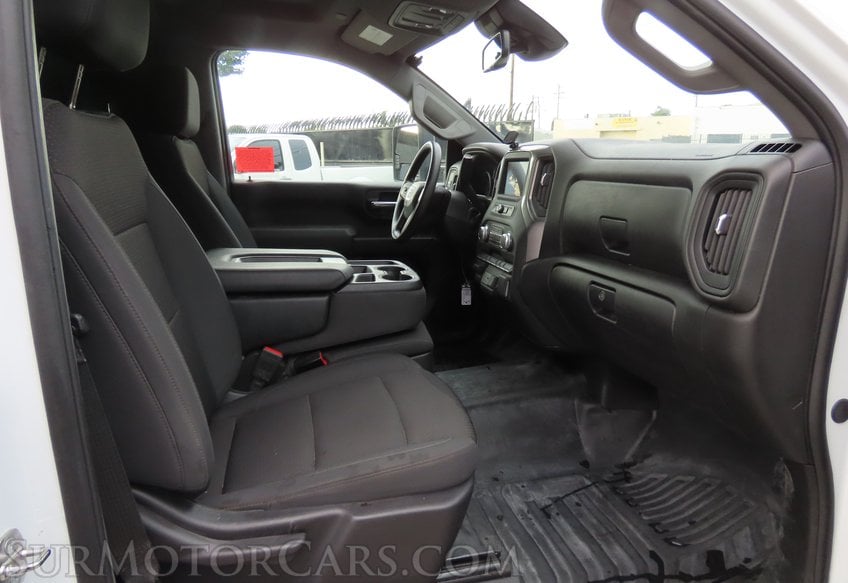 2024 GMC Sierra 3500HD CC - Image 35