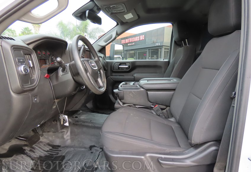 2024 GMC Sierra 3500HD CC - Image 34