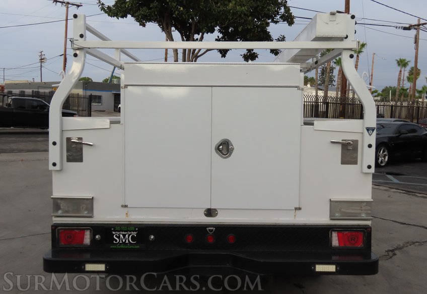 2024 GMC Sierra 3500HD CC - Image 11