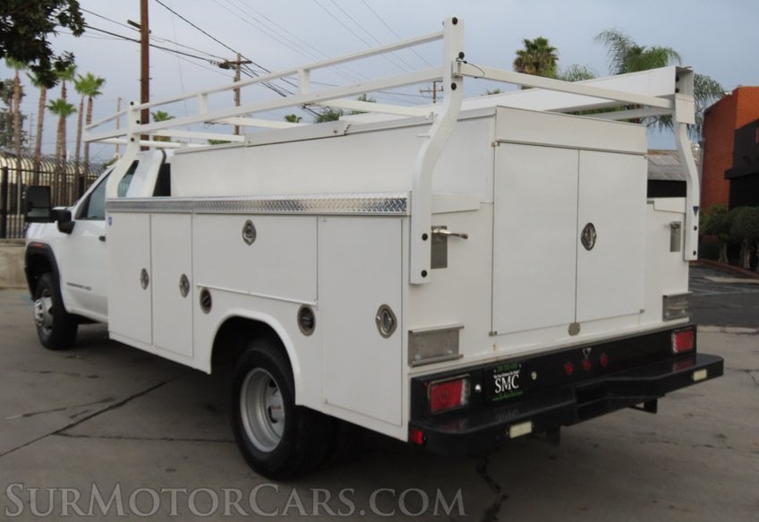 2024 GMC Sierra 3500HD CC - Image 10