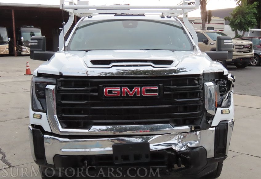 2024 GMC Sierra 3500HD CC - Image 12