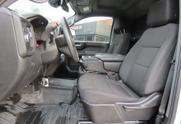 2024 GMC Sierra 3500HD CC - Image 32