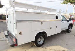 2024 GMC Sierra 3500HD CC - Image 9