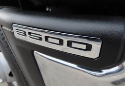 2024 GMC Sierra 3500HD CC - Image 17