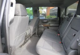 2020 GMC Sierra 1500 - Image 26