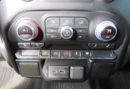 2020 GMC Sierra 1500 - Image 38