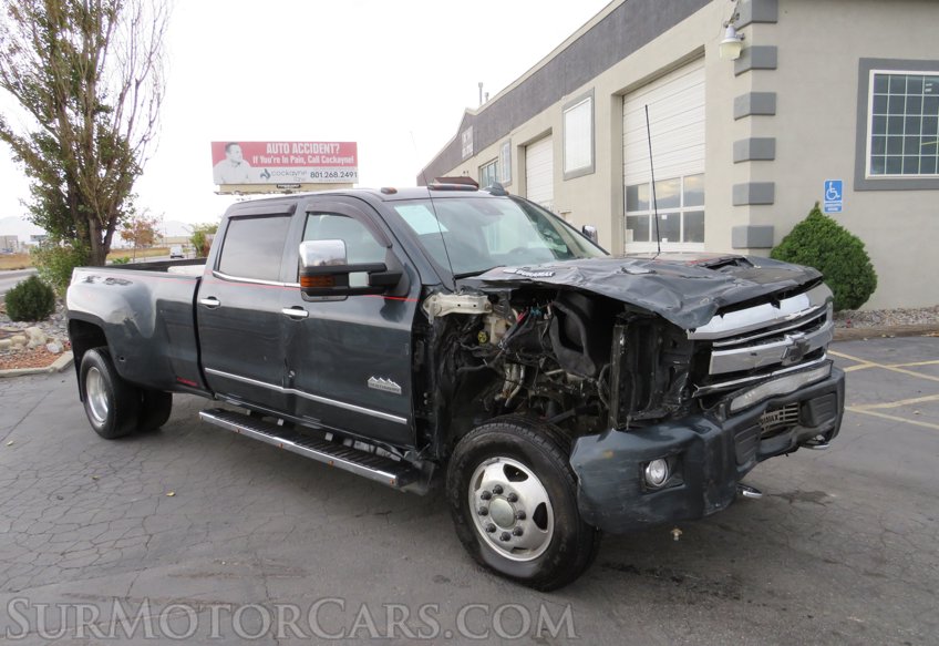 2019 Chevrolet Silverado 3500HD - Image 5