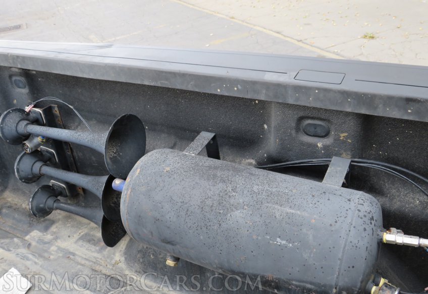 2019 Chevrolet Silverado 3500HD - Image 26