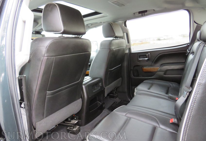 2019 Chevrolet Silverado 3500HD - Image 32