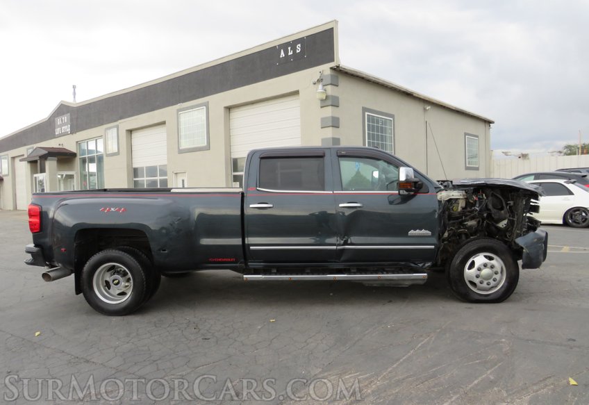2019 Chevrolet Silverado 3500HD - Image 11