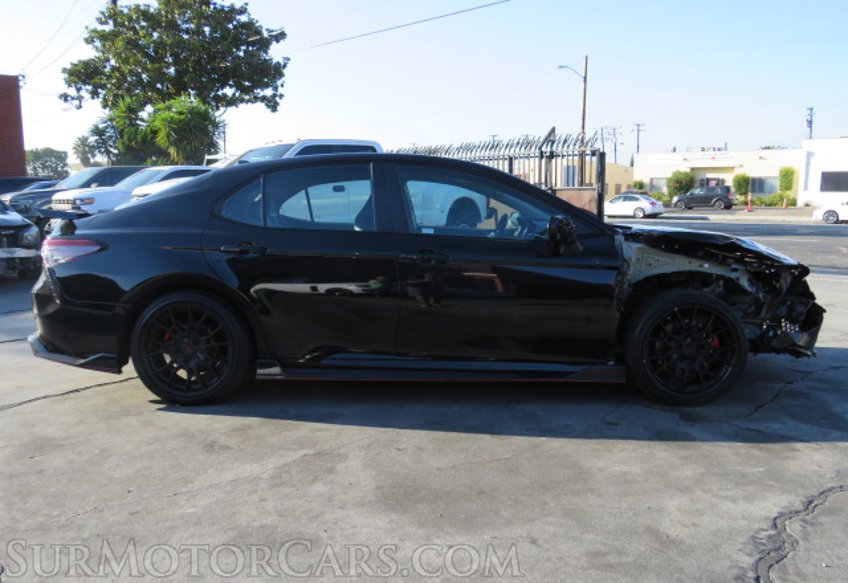 2021 Toyota Camry TRD - Image 12