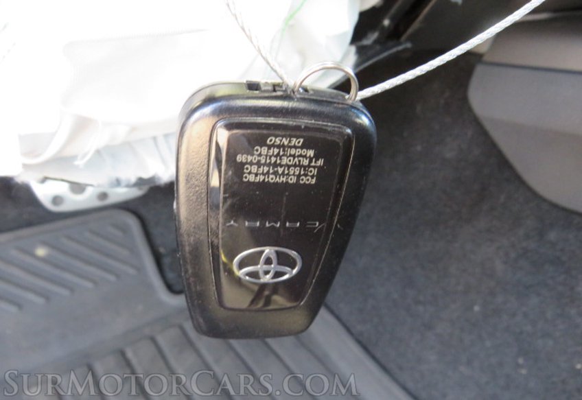 2021 Toyota Camry TRD - Image 38