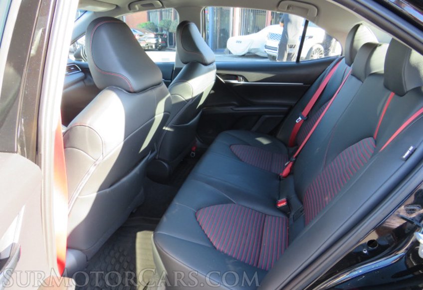 2021 Toyota Camry TRD - Image 31