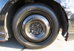 2021 Toyota Camry TRD - Image 17