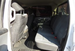 2020 Ram 1500 - Image 33